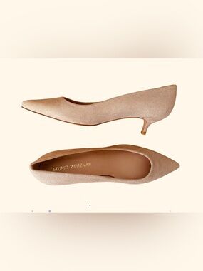 NWOT Stuart Weitzman Gold Kitten Heel 2” size 9
